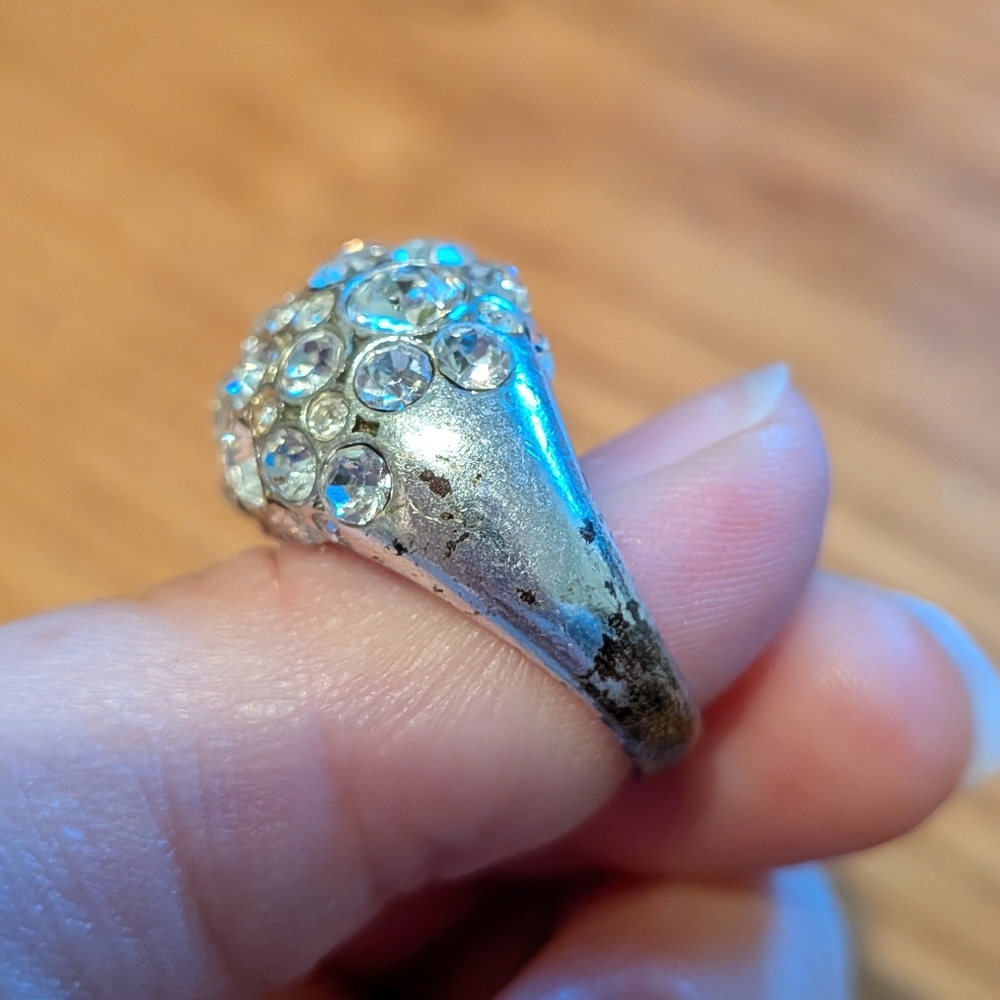 Silver Rhinestone Ring - Picture 6 of 9